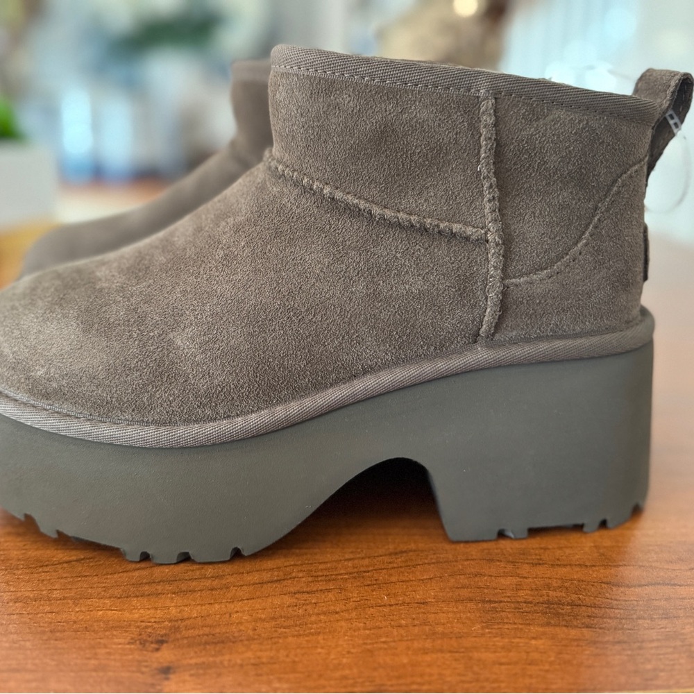 UGG Classic Ultra Mini New Heights Brown Suede Platform Boots 7